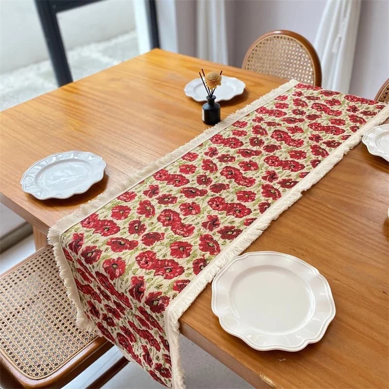 Bordlöpare i bomullsblandning med blommönster