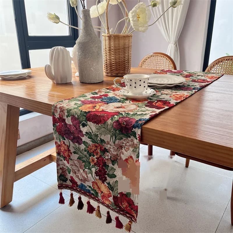 Bordlöpare i Bomullsblandning med Fjärils- och Blommönster